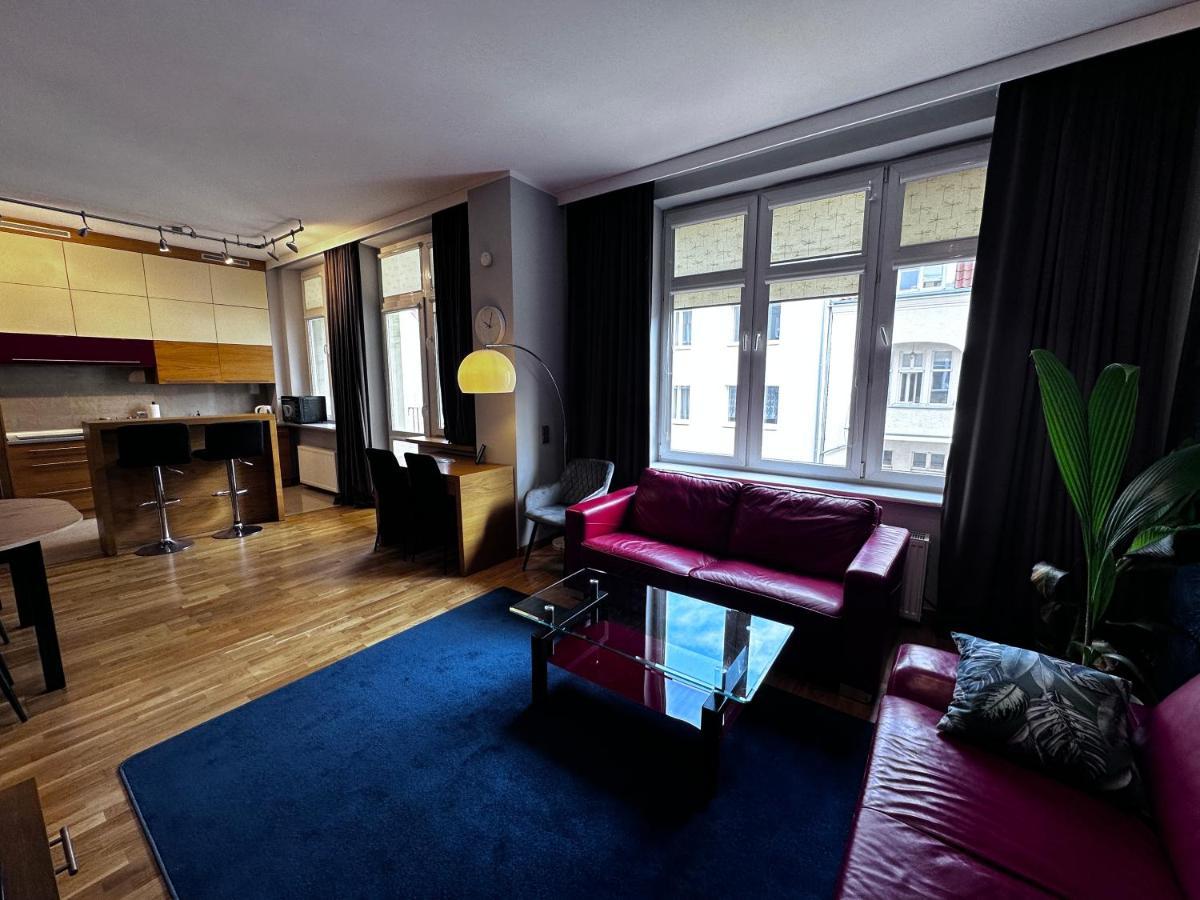 オルシュティンDk Apartament W Centrumアパートメント エクステリア 写真